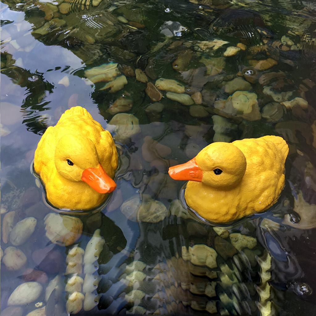 2 Pcs Bird Statue Garden Decorations Pond Floating Decor Small Yellow Duck