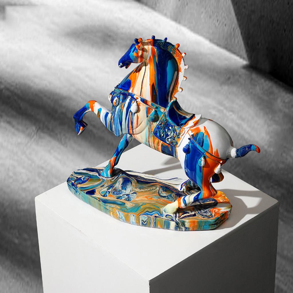 Elegant Horse Figures Sculpture Wine Cabinet Adornments Holiday Artwork