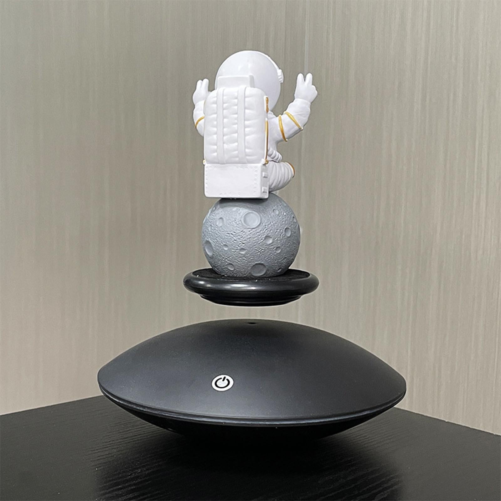 Astronaut Figurines Spaceman Statue Nordic Living Room Cabinet Home Decors