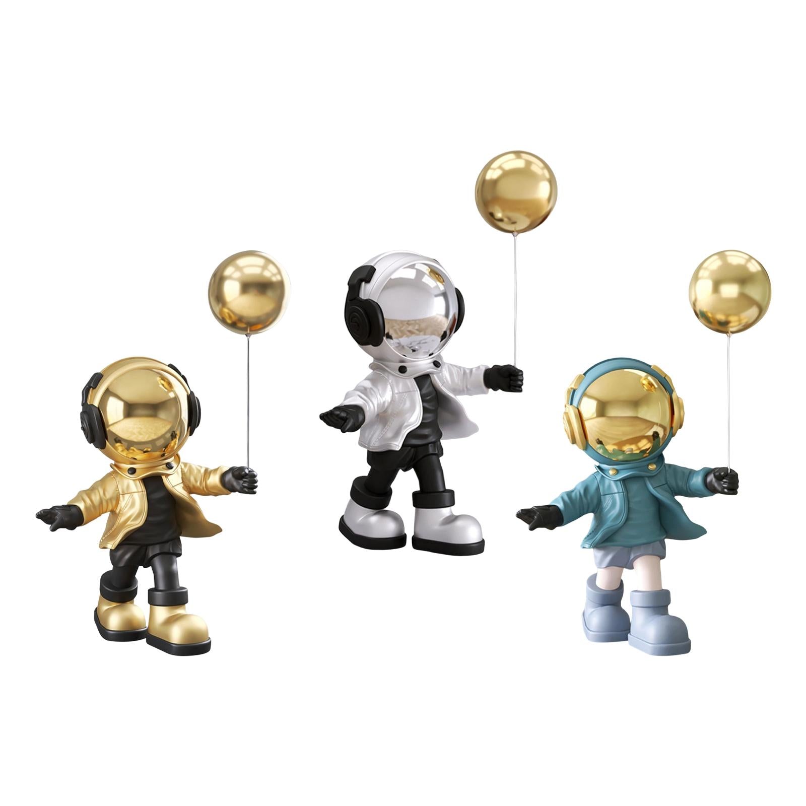 Spaceman Figurine Outer Space Planet Resin Creative for Table Decor Ornament Gold