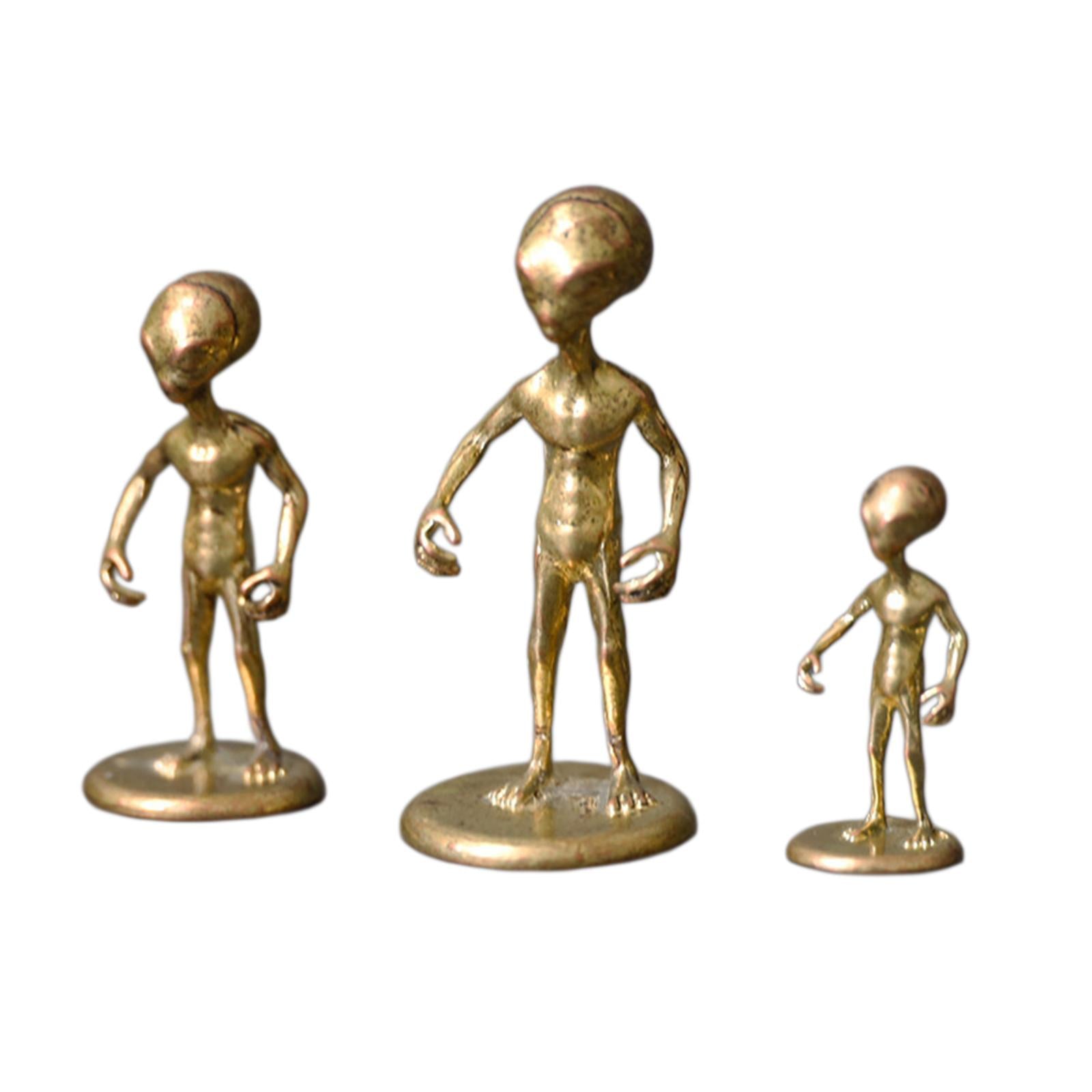 Alien Figurine Nordic Alloy Collection Art Sculpture for Home Entrance Table 3cm