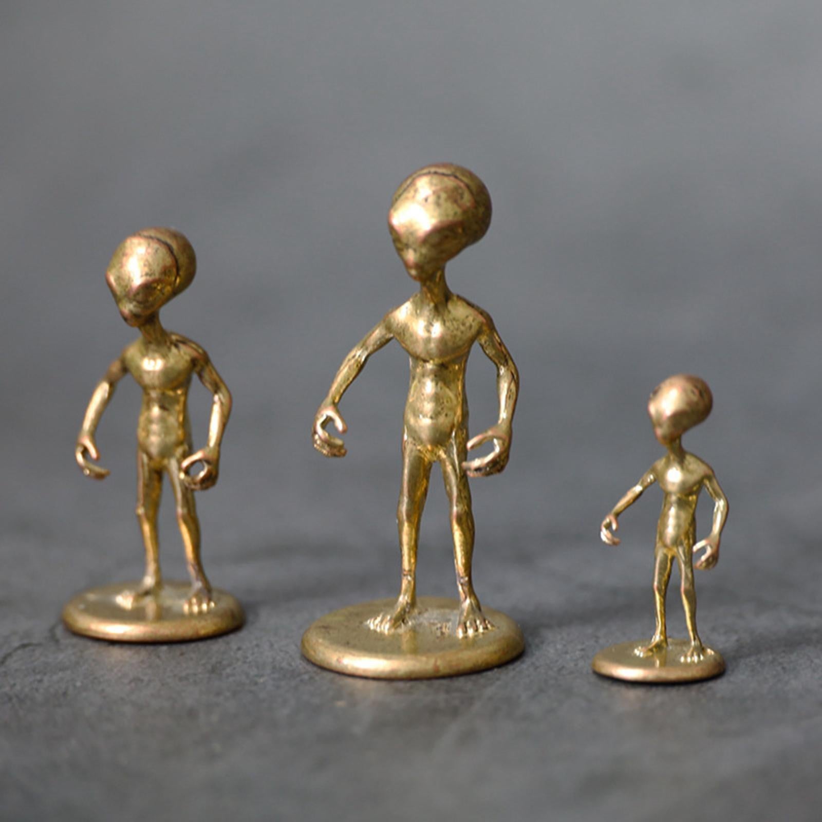 Alien Figurine Nordic Alloy Collection Art Sculpture for Home Entrance Table 3cm