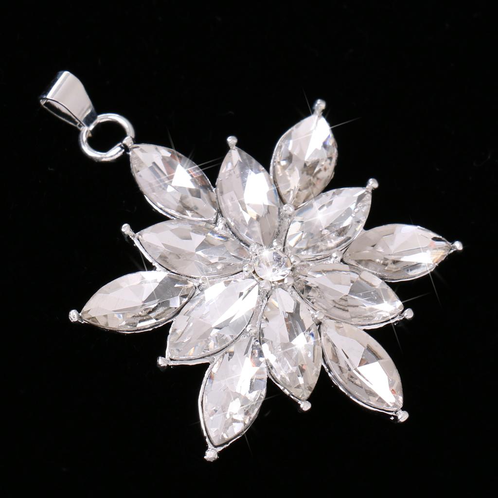  Lady Jewelry Gift Crystal Snowflake Shape Pendant Necklace Chain Birthday Gift