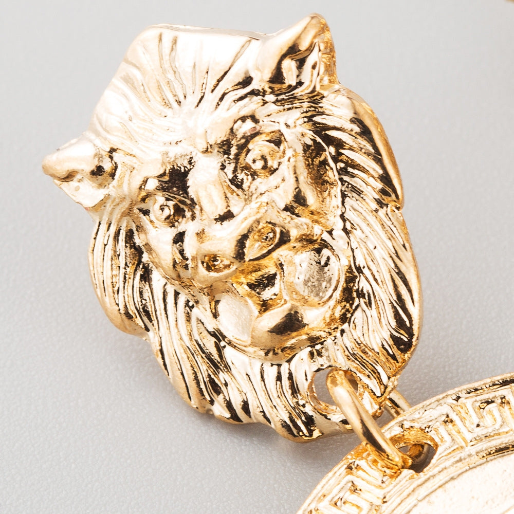 1 Pair Baroque Retro Lion Head Earrings Female Personality Exaggerated Earrings(Golden)