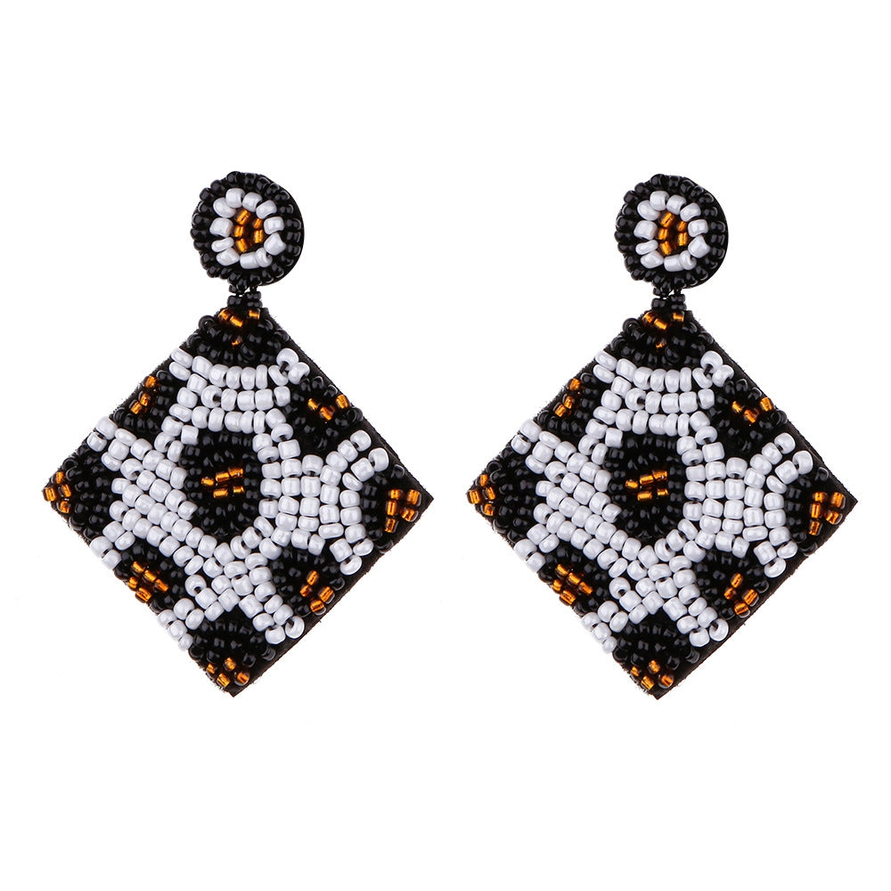 1 Pair Handmade Beaded Rice Bead Earrings Female Retro Earrings(White E68688)